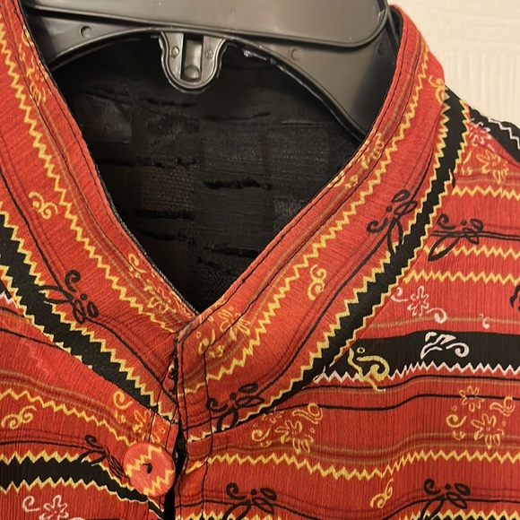 Reversible silk jacket. - Picture 3 of 6